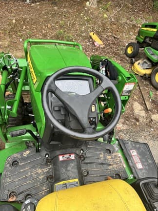 Image of John Deere 1025R equipment image 2