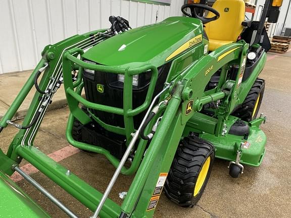 Image of John Deere 1025R equipment image 3