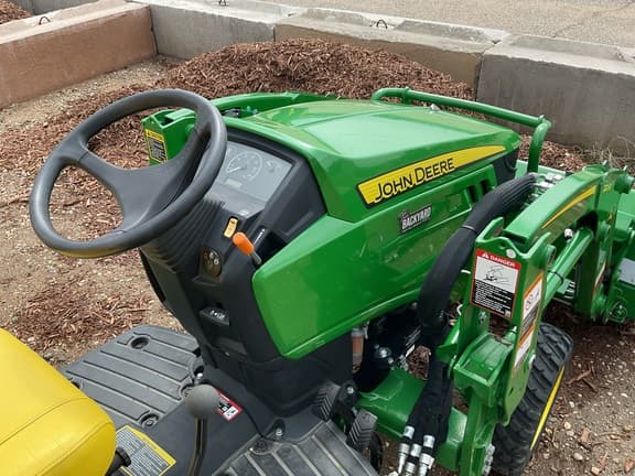 Image of John Deere 1025R equipment image 4