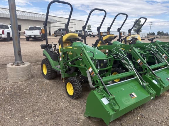 Image of John Deere 1025R equipment image 2