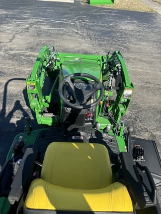 Image of John Deere 1025R equipment image 4