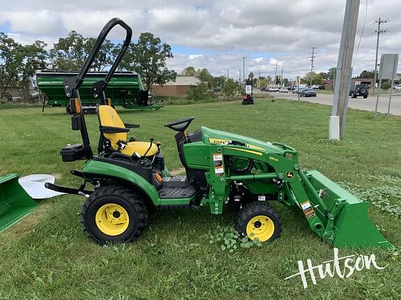 Image of John Deere 1025R equipment image 1