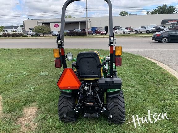 Image of John Deere 1025R equipment image 2