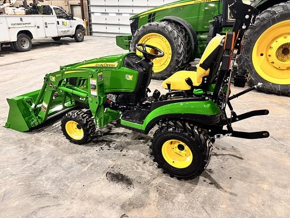 Image of John Deere 1025R equipment image 1