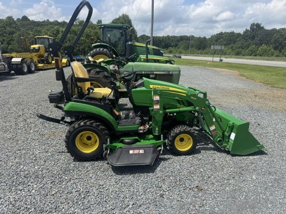 2024 John Deere 1025R Equipment Image0
