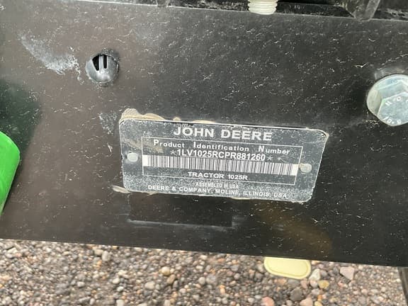 Image of John Deere 1025R equipment image 4