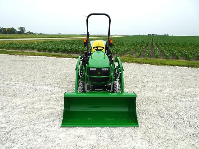 Image of John Deere 1025R equipment image 2