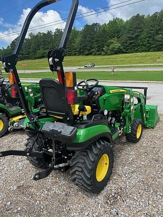 Image of John Deere 1025R equipment image 3