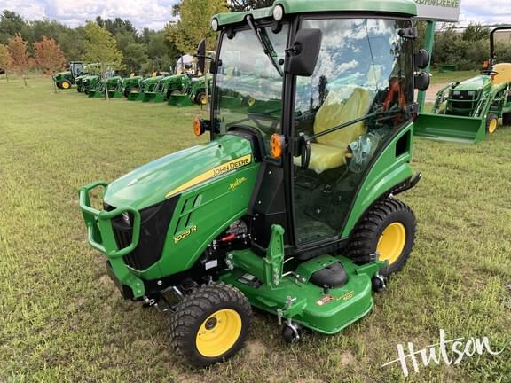 Image of John Deere 1025R equipment image 1
