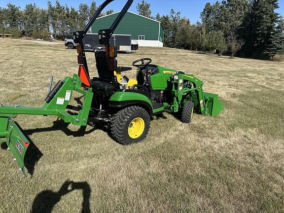 Image of John Deere 1025R equipment image 2