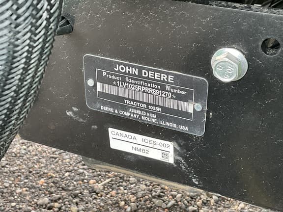 Image of John Deere 1025R equipment image 4