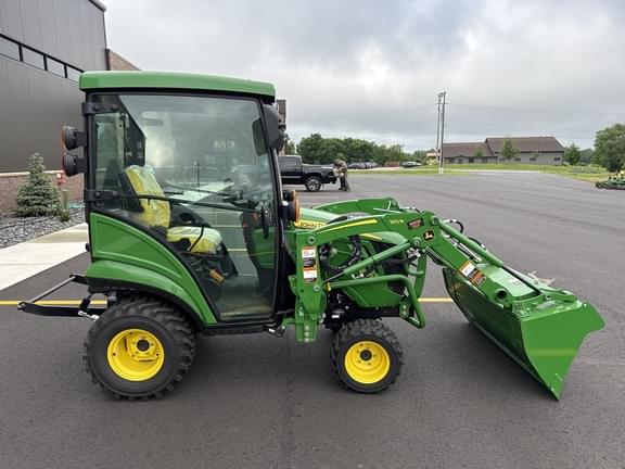 Image of John Deere 1025R equipment image 1