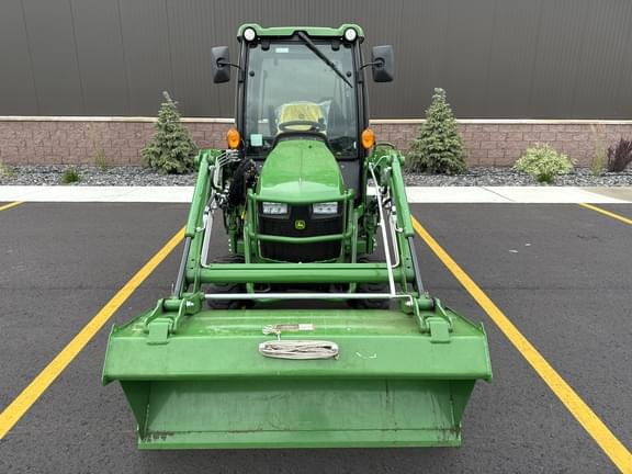 Image of John Deere 1025R equipment image 3