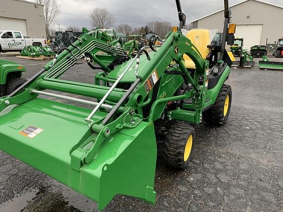 Image of John Deere 1025R equipment image 1