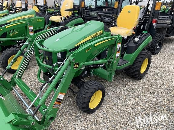 Image of John Deere 1025R equipment image 1