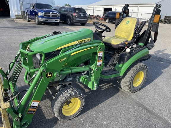 2024 John Deere 1025R Equipment Image0