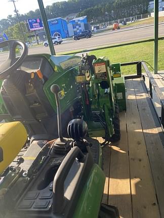 Image of John Deere 1025R equipment image 3