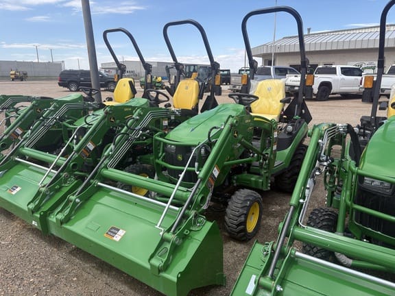2024 John Deere 1025R Equipment Image0
