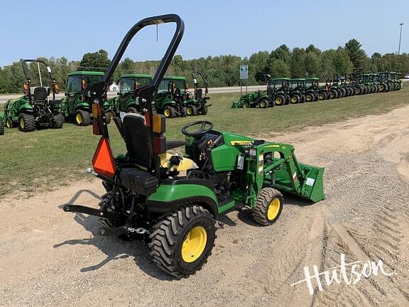 Image of John Deere 1025R equipment image 2