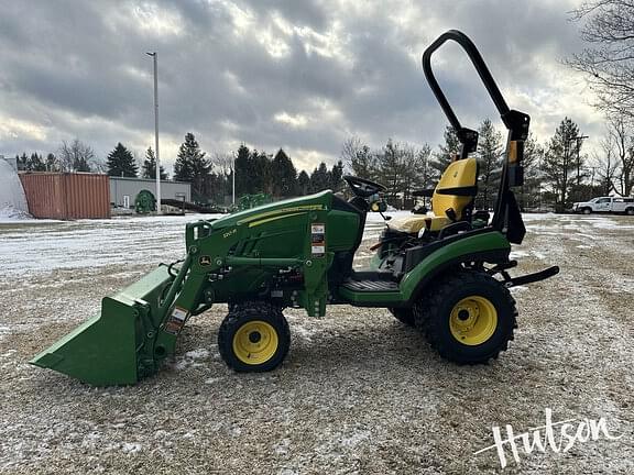 Image of John Deere 1025R equipment image 1