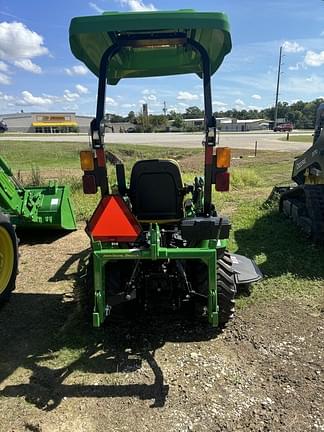 Image of John Deere 1025R equipment image 3