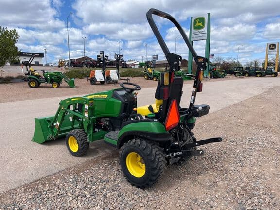 Image of John Deere 1025R equipment image 2