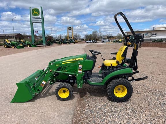 Image of John Deere 1025R equipment image 1