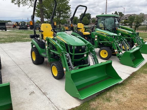 Image of John Deere 1025R equipment image 2