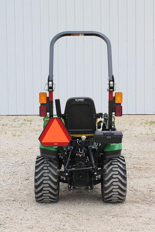 Image of John Deere 1025R equipment image 2