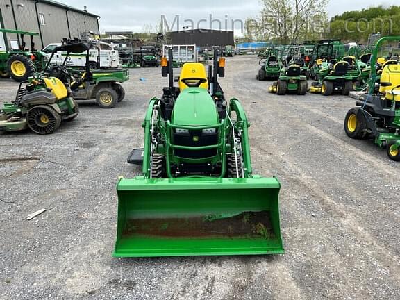 Image of John Deere 1025R equipment image 4