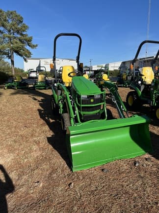 Image of John Deere 1025R equipment image 4