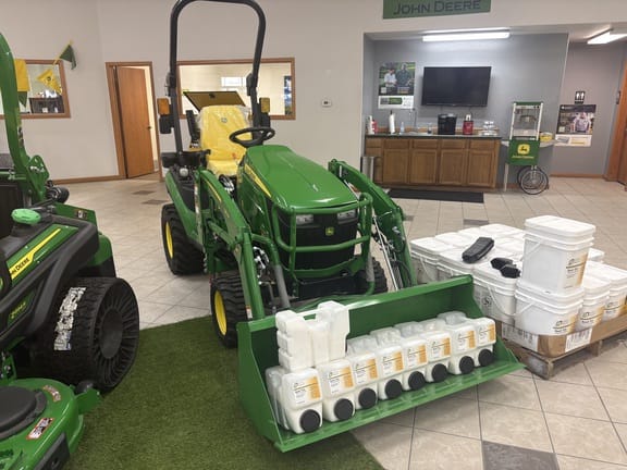 2024 John Deere 1025R Equipment Image0