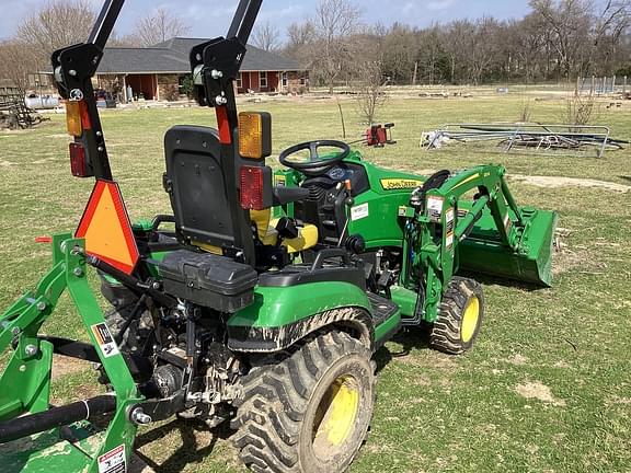 Image of John Deere 1025R equipment image 4