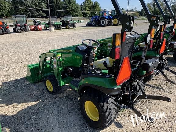 Image of John Deere 1025R equipment image 3