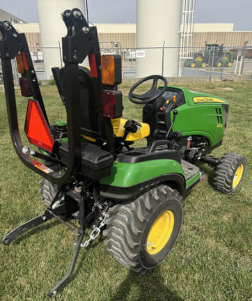 Image of John Deere 1025R equipment image 4