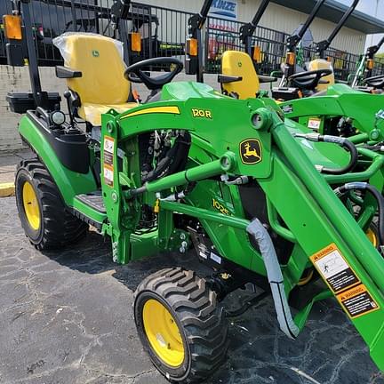 Image of John Deere 1025R equipment image 2