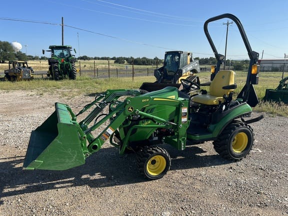 2024 John Deere 1025R Equipment Image0