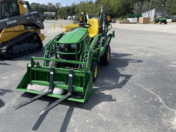 2024 John Deere 1025R Equipment Image0