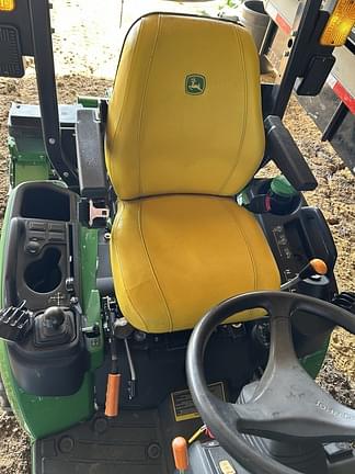 Image of John Deere 1025R equipment image 4