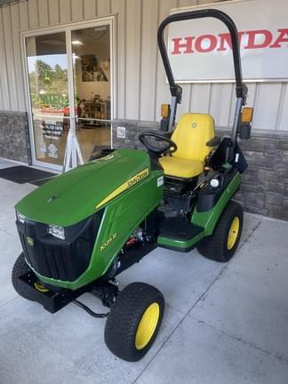 Image of John Deere 1025R equipment image 2