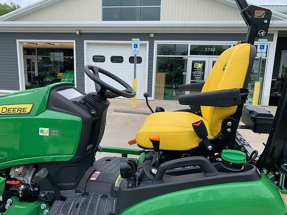 Image of John Deere 1025R equipment image 2