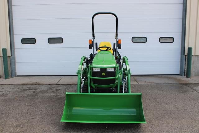 Image of John Deere 1025R equipment image 2