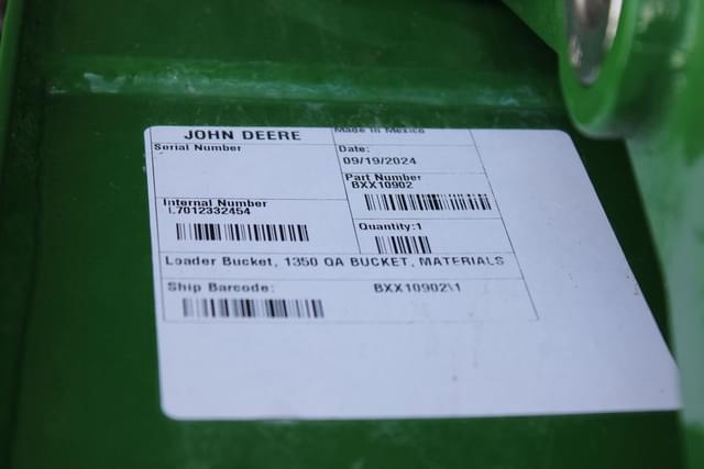 Image of John Deere 1025R equipment image 4