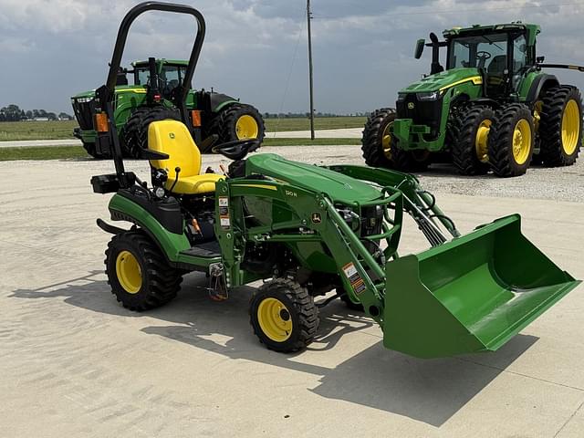 Image of John Deere 1025R equipment image 1