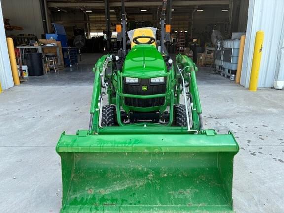 Image of John Deere 1025R equipment image 2