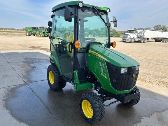 Image of John Deere 1025R equipment image 1