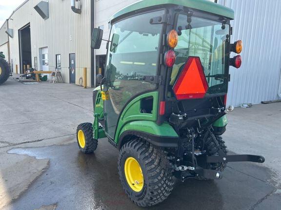 Image of John Deere 1025R equipment image 3