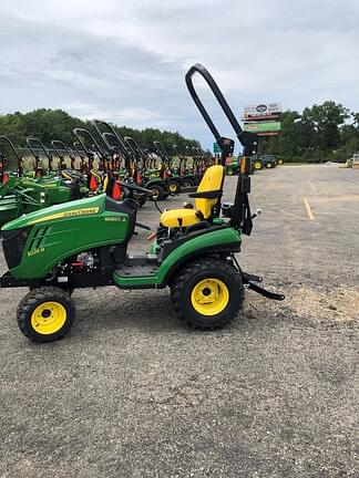 Image of John Deere 1025R equipment image 4