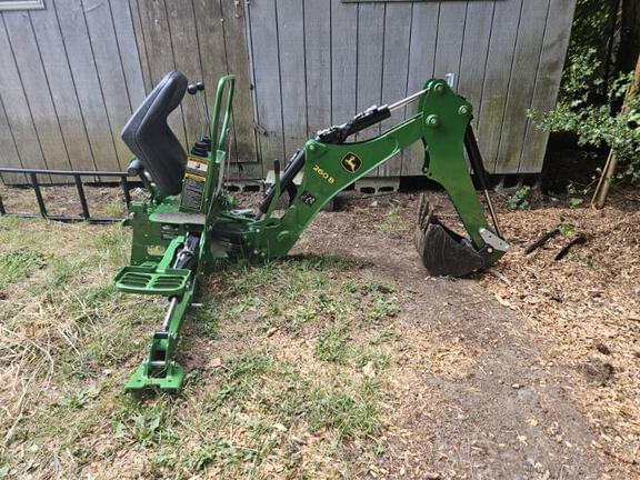 Image of John Deere 1025R equipment image 3