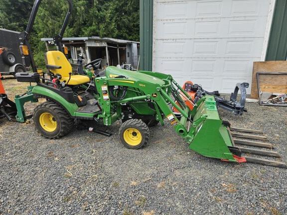 Image of John Deere 1025R equipment image 2